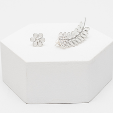 Cargar imagen en el visor de la galería, Trepadora Amarilis