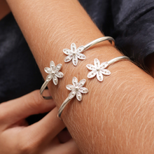 Cargar imagen en el visor de la galería, Esclava Jazmín